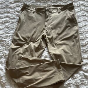 Rhone Khaki Commuter Pants Versatile Lightweight Design